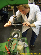 Bohren der Löcher für Halterung